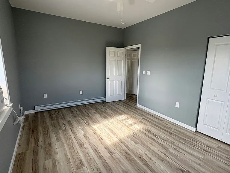 615 George St — Photo 5