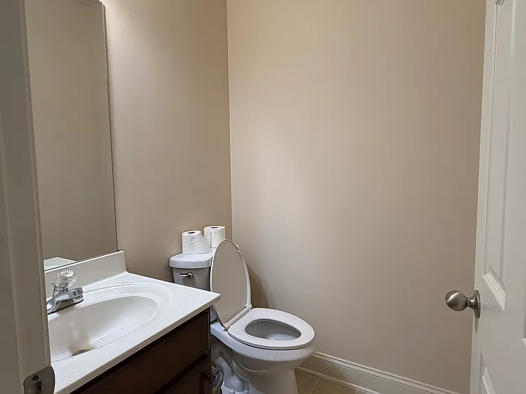 104 Thorncrest Ct — Photo 5