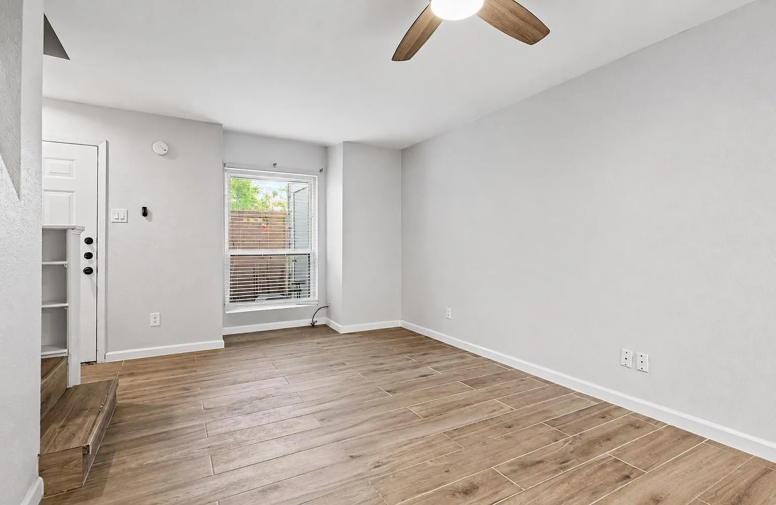 1 bed, 1.0 bath, 780 sqft, $1,100 — Photo 4