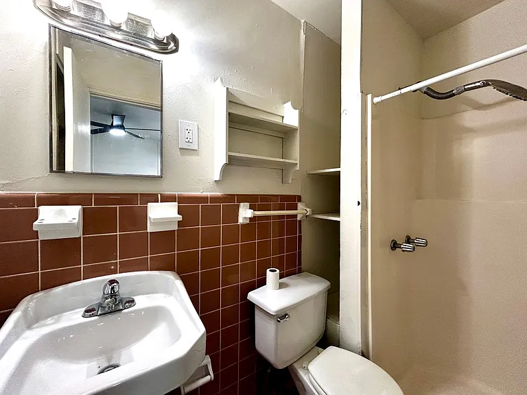 3304 Tom Green St #A — Photo 13