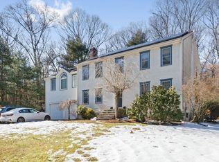 4 Castle Rd, Norfolk, MA 02056
