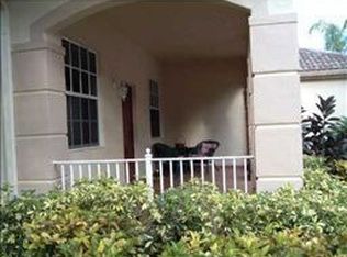 4345 Fox Ridge Dr, Weston, FL 33331