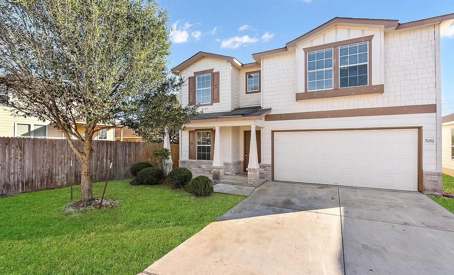 7690 Paraiso Haven — Photo 1