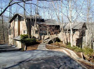 2732 Quail Cove Dr, Big Canoe, GA 30143