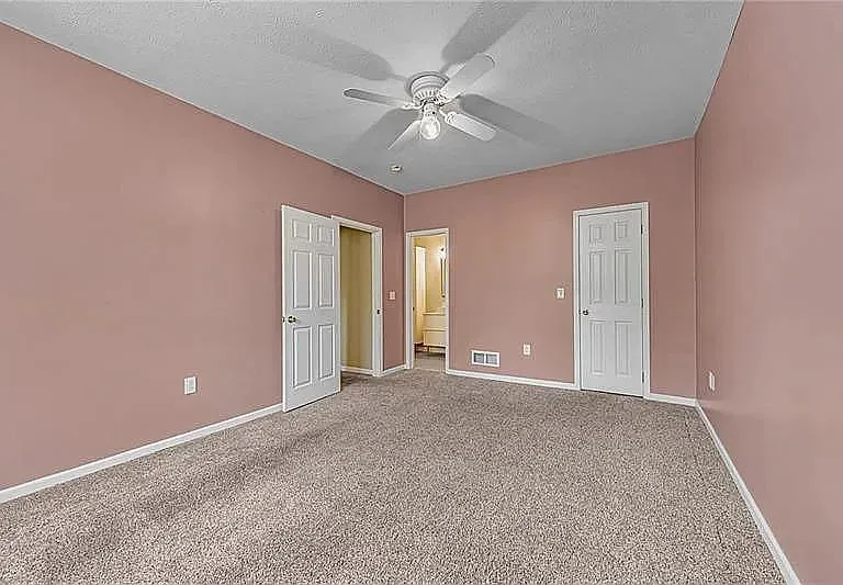 633 Eagle Pointe Dr #633 — Photo 13