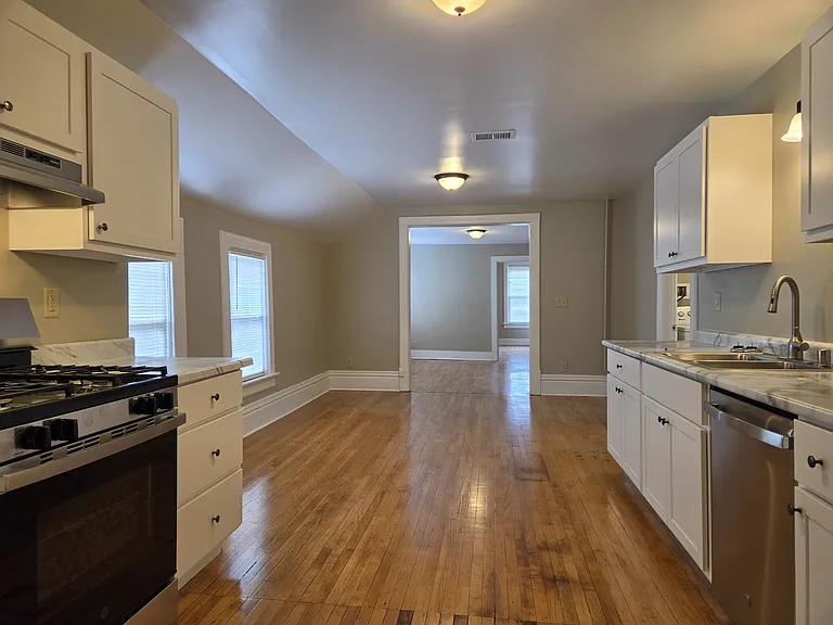 814 E Lincoln Ave #A — Photo 6