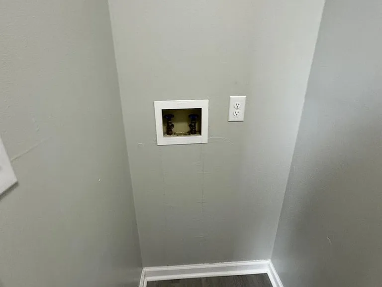 Creekview Apartments - Kingsport, TN — Photo 15