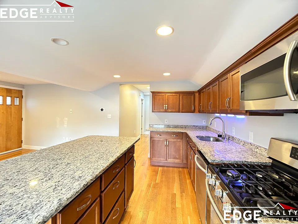 171A Lexington St