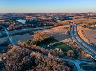 E Lake Rd, Mineral Pt, WI 53565