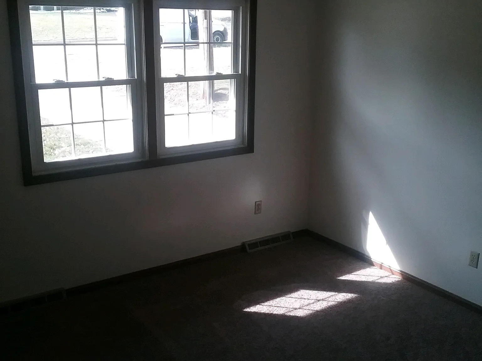 2 bed, 1.5 bath, 940 sqft, $1,195 — Photo 4