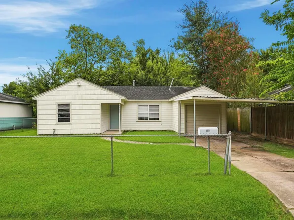5530 Shamrock St, Houston, TX 77017
