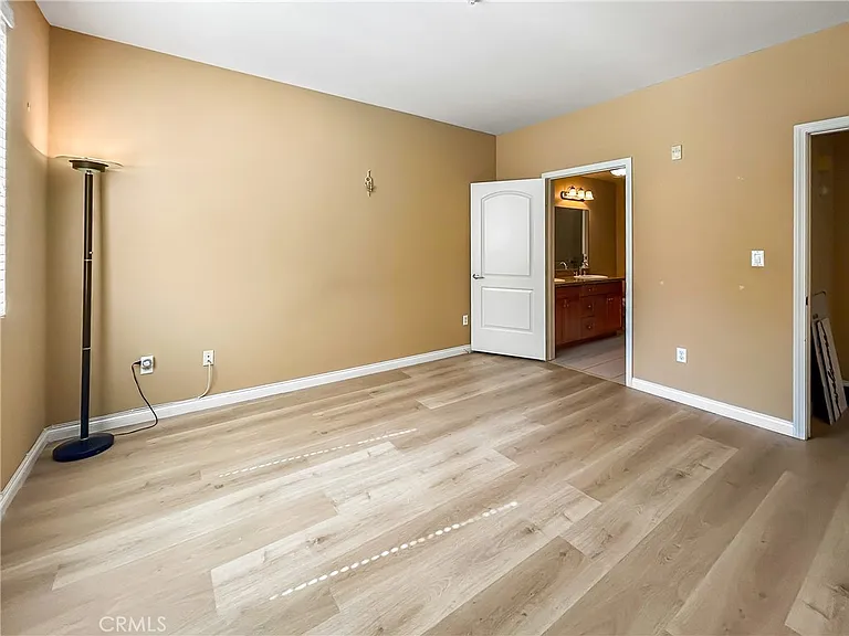 360 W Avenue 26 — Photo 6