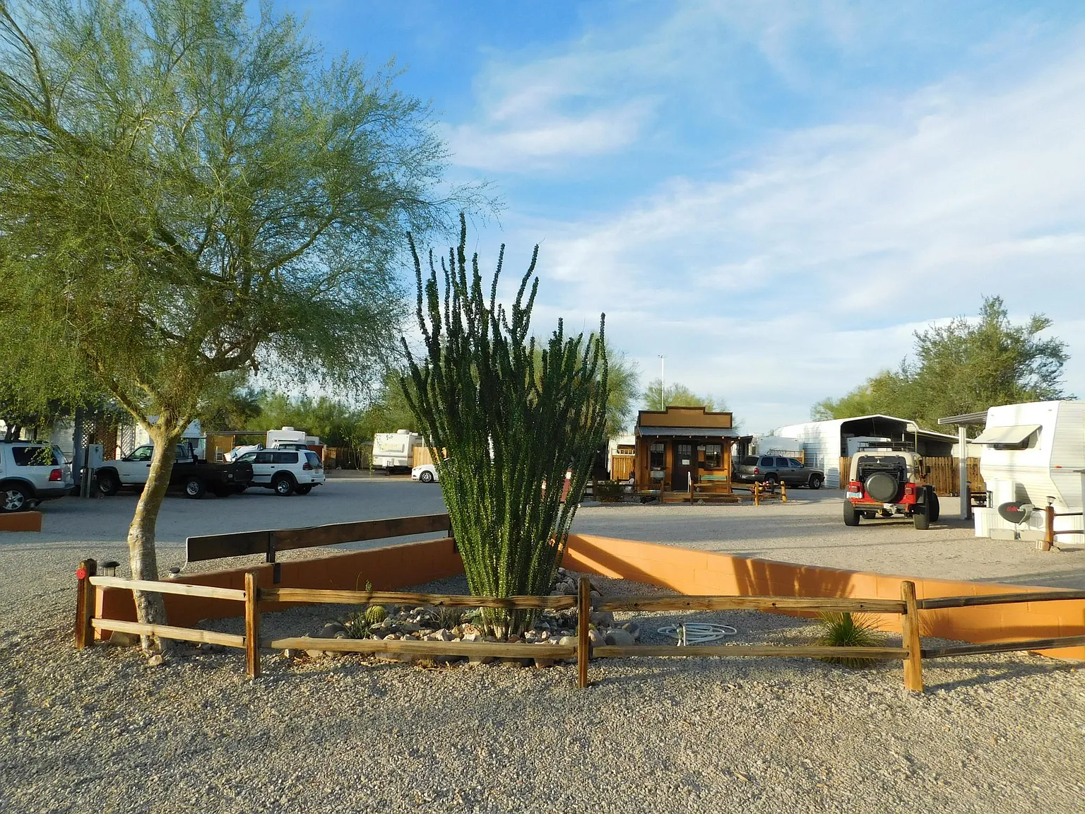 990 E Rodgers Pl — Photo 1
