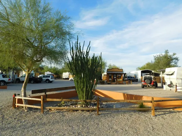 990 E Rodgers Pl #8, Quartzsite, AZ 85346