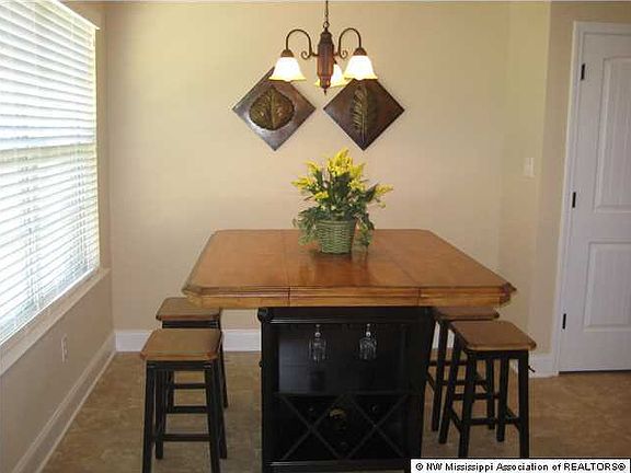 4th image of 8499 Ashley Dr