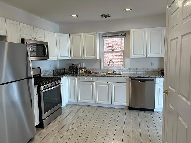 8911 Riverside Pl #1 — Photo 10