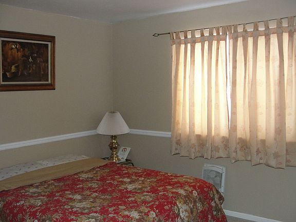 Guest Room 1