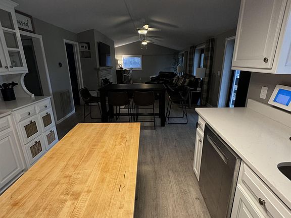 3rd image of 33 Duplex Ln