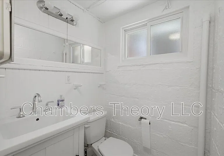 2230 Observatory Pl NW — Photo 19