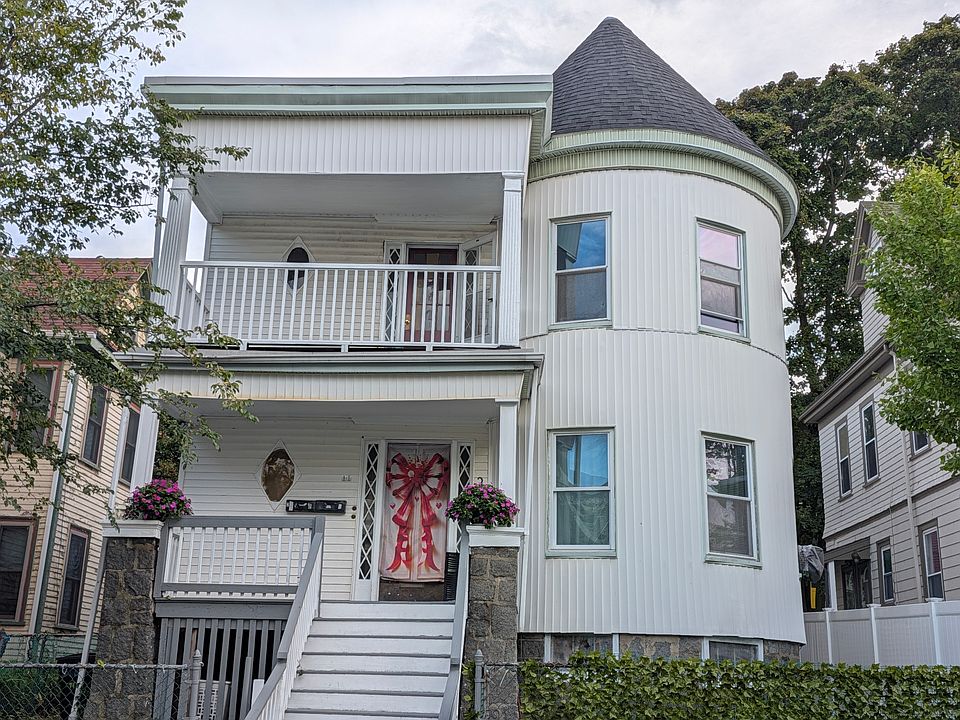 1st image of 11 Edwin St #1