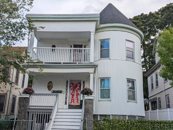 11 Edwin St #1, Dorchester Center, MA 02124