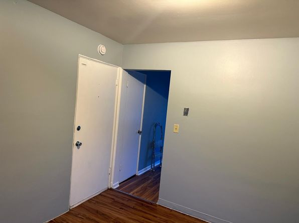 255 Silver Ct Unit 3