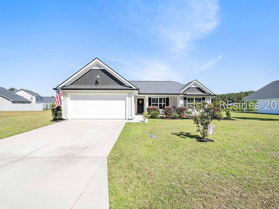 1st image of 664 Ridgeland Lakes Dr