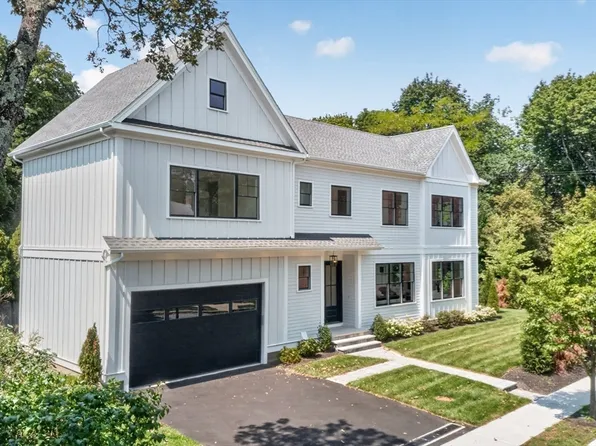 9 Morseland Ave, Newton Center, MA 02459