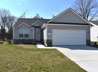 660 Sarah Ln, Milan, MI 48160