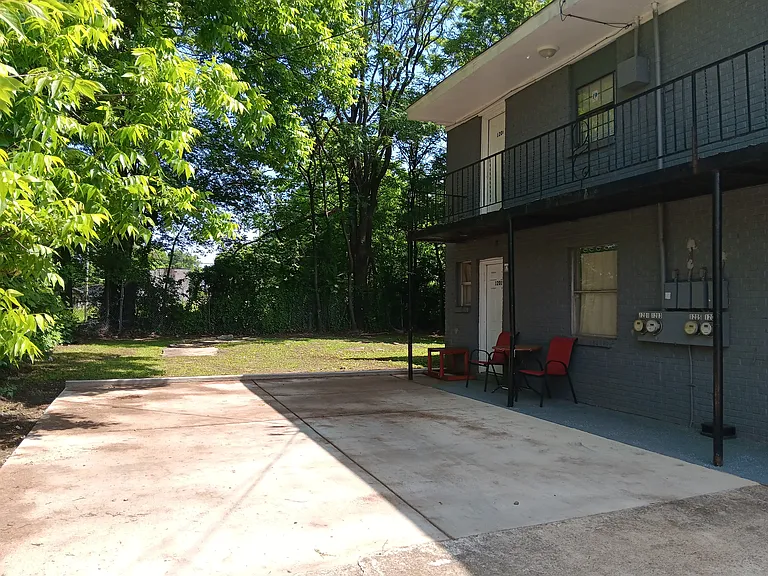 1205 Latham St #1205 — Photo 4