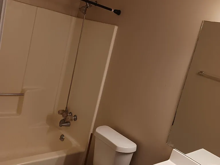 506 Charleston Ln — Photo 12