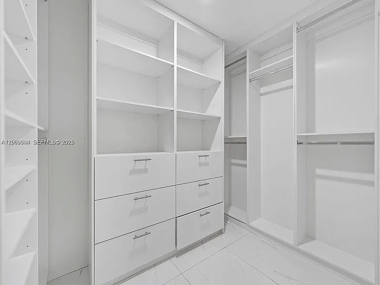 6951 Miami Lakeway S — Photo 16