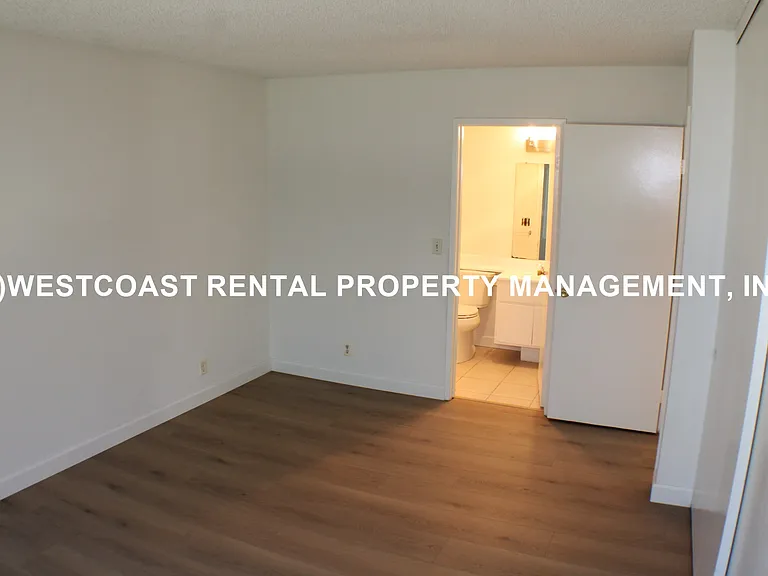1577 Prather St #C — Photo 15