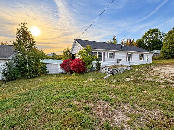 5th image of 1196 Great Pond Road