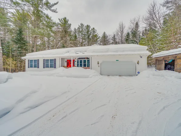 35 Steinfeldt Ln, Long Lake, NY 12847