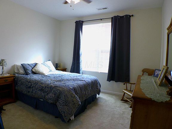 4th image of 844 Zeller Cir