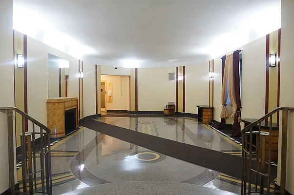 Sold by Benchmark Real Estate Sales LLC | media 26