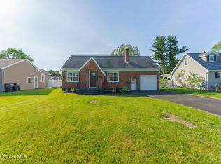 1021 Lucy Rd, Schenectady, NY 12303