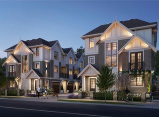 1520 Foul Bay Rd #1, Victoria, BC V8R 4Z9