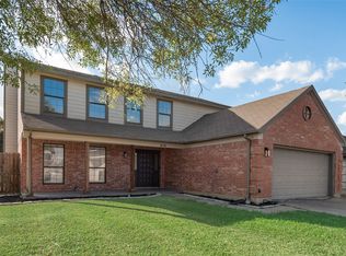6116 Bay Hill Dr, Arlington, TX 76018
