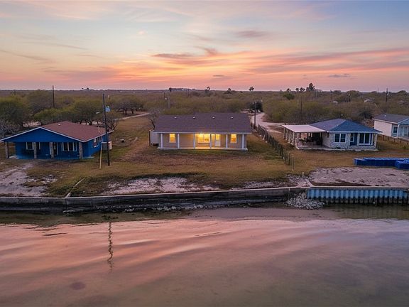 3rd image of 636 S County Road 1150