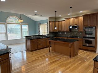 122 N Audubon Ave, Mooresville, NC 28117
