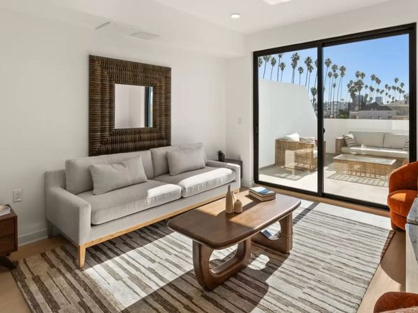 3967 Beverly Blvd #304