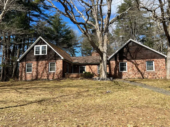 72 Lawrence Avenue, Avon, CT 06001