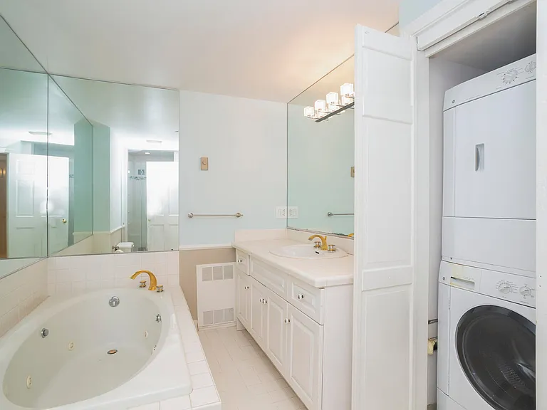 15 Lafayette Ct #1B — Photo 22