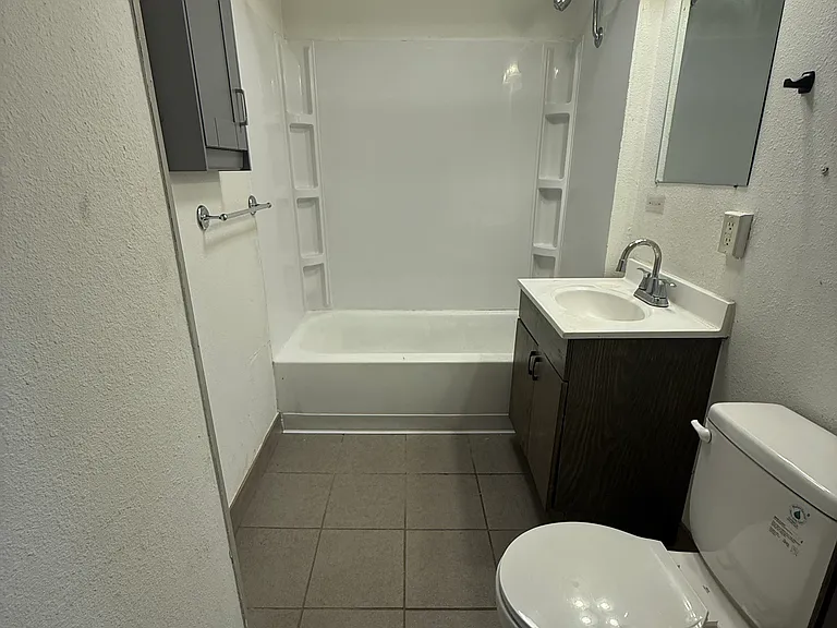 536 Germania St #2 — Photo 5