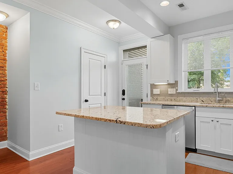 1654 Gales St NE — Photo 4