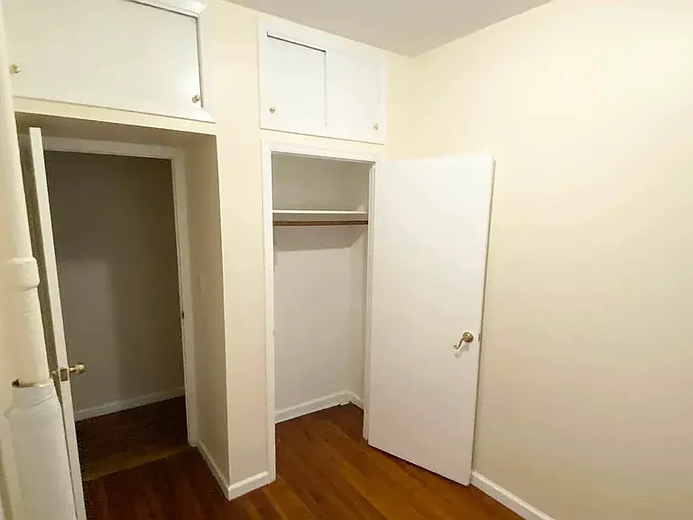 714 Amsterdam Ave #11 — Photo 7