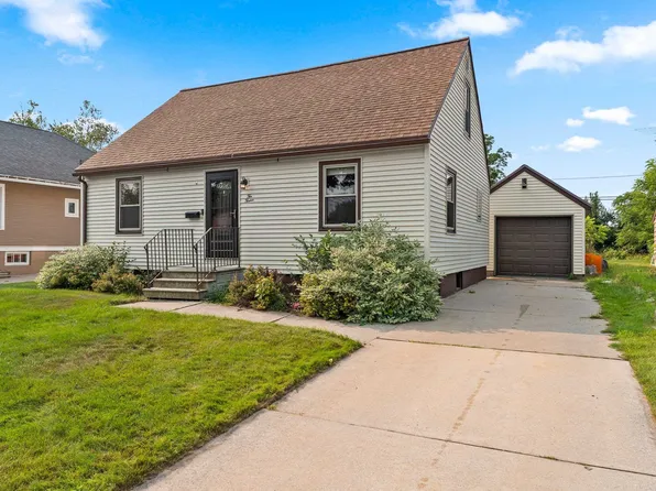 1012 Center St, Kewaunee, WI 54216