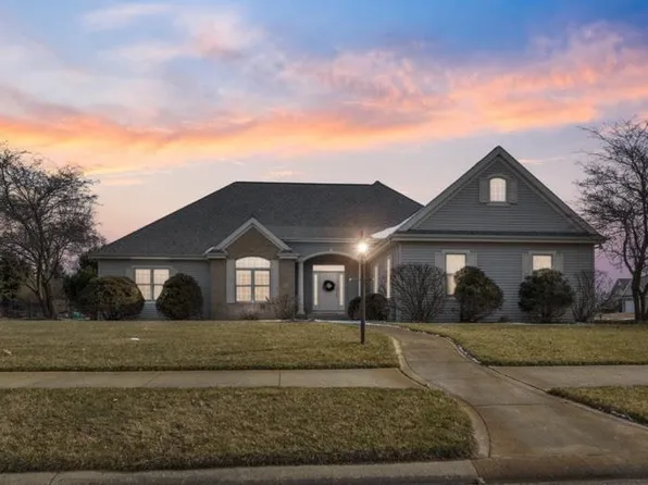 3638 N Saddlebrook Ln, Warsaw, IN 46582